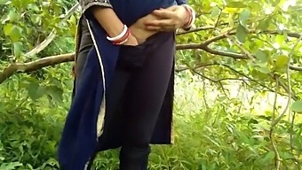 Outdoor Public Sex With A Busty Milf And Her Big Natural Tits
