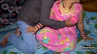 Desi Taxi Driver And Randi Wife Indulge In Steamy Encounter