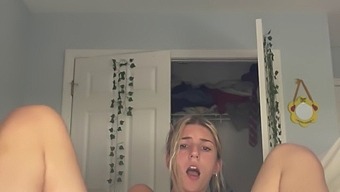 Young Amateur Teen Masturbates Discreetly At Home